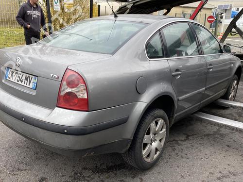 Left headlight VW PASSAT B5.5 (3B3) 1.9 TDI | BP20375650C28 