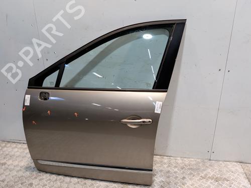 Left front door RENAULT SCÉNIC III (JZ0/1_) 1.6 dCi (JZ00, JZ12) | BP32201133C2