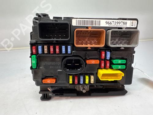 Fuse box CITROËN C3 Picasso (SH_)  | BP36903090E1  - Image 6