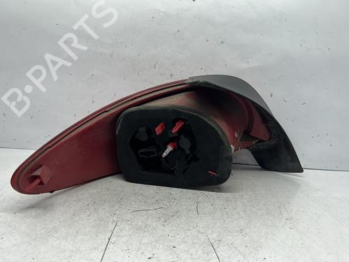 Høyre baklys PEUGEOT 206+ (2L_, 2M_) 1.4 HDi eco 70 (68 hp) 20382785
