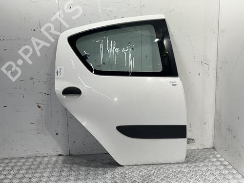 Used Right rear door TOYOTA AYGO (_B1_) 1.0 (KGB10_, KGB10R) (68 hp) 20383467