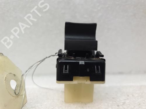 Used Right rear window switch Right rear window switch DACIA SANDERO II TCe 90 (B8M1, B8MA, B8AC) (90 hp) 21820525 21820525