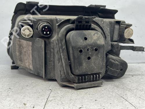 Used Right headlight Right headlight AUDI A4 B5 (8D2) 1.6 (100 hp) 20382734 20382734