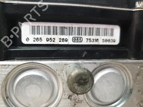 ABS pump CITROËN C4 II (NC_) 1.6 BlueHDi 120 | BP24645718M43  - Image 7