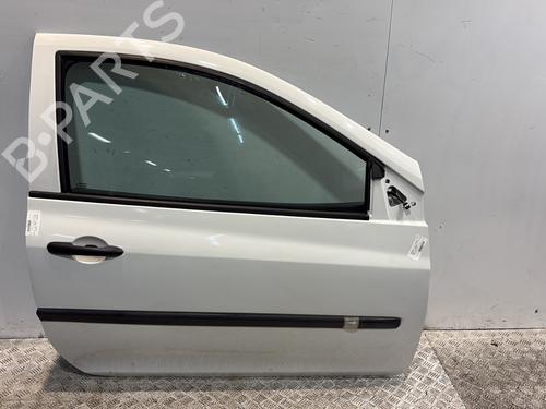 Used Right front door RENAULT CLIO III (BR0/1, CR0/1) 1.5 dCi (C/BR0G, C/BR1G) (68 hp) 32179858