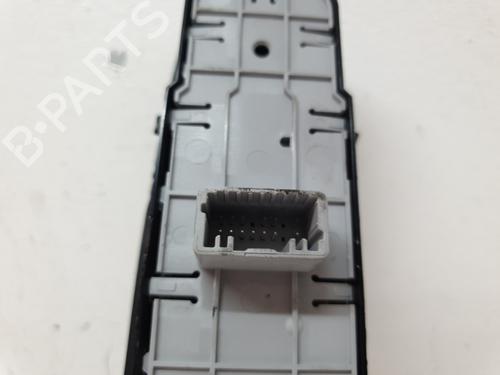 Used Left front window switch Left front window switch RENAULT LATITUDE (L70_) 2.0 dCi 150 (L70H) (150 hp) 20377817 20377817