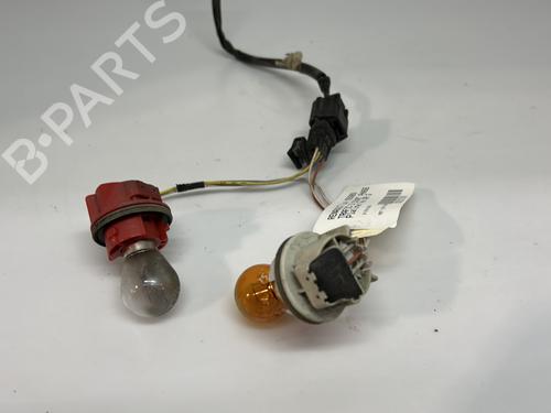 Lampeholder Lampeholder RENAULT TRAFIC III Van (FG_) 1.6 dCi 95 (FGMJ, FGMR) (95 hp) 33773858 33773858