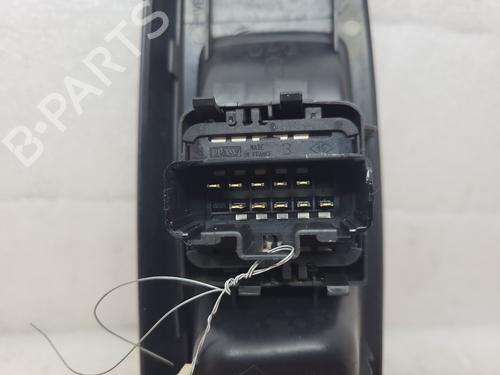 Used Left front window switch Left front window switch RENAULT CLIO II (BB_, CB_) 1.2 (BB0A, BB0F, BB10, BB1K, BB28, BB2D, BB2H, CB0A,... (58 hp) 22185535 22185535
