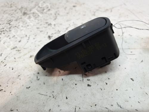 Used Right front window switch Right front window switch OPEL CORSA D (S07) 1.2 (L08, L68) (86 hp) 20374541 20374541