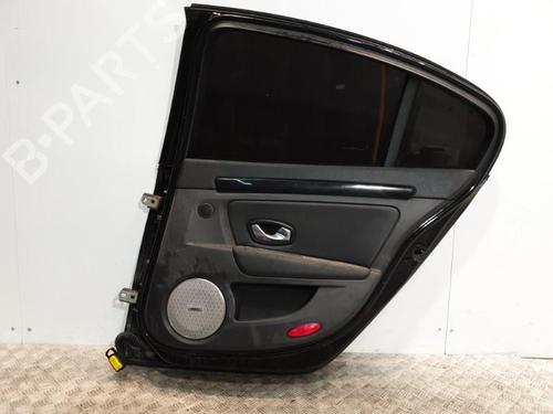 Dør højre bagtil Dør højre bagtil RENAULT LAGUNA III (BT0/1) 2.0 dCi (BT07, BT0J, BT14, BT1A, BT1S) (131 hp) 20374935 20374935