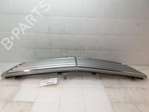 grille-mercedes-benz-c-class-w203-2000-2001-2002-2003-2004-2005-2006-2007-25907988 main image