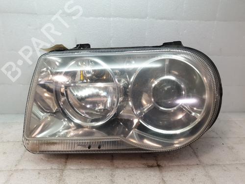 Used Left headlight CHRYSLER 300C Touring (LX, LE) 3.0 CRD (218 hp) 25907907