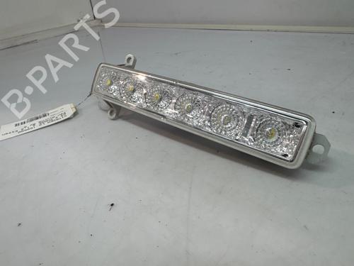 Used Left daytime light Left daytime light 37165733 37165733