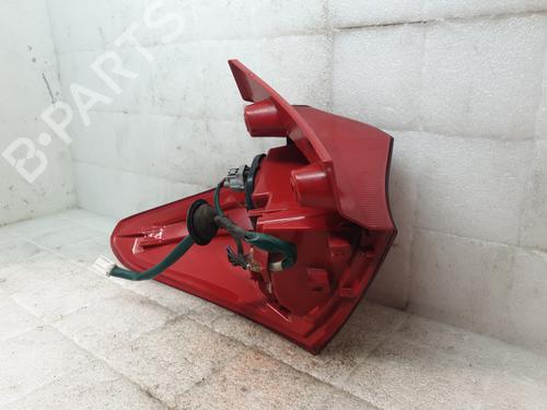Used Right taillight Right taillight TOYOTA AURIS Estate (_E18_) 1.8 Hybrid (ZWE186_, ZWE186R, ZWE186H) (136 hp) 32088816 32088816