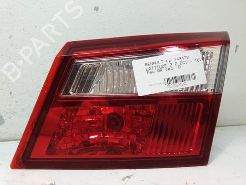 Used Right tailgate light Right tailgate light RENAULT LATITUDE (L70_) 2.0 dCi 150 (L70H) (150 hp) 20377822 20377822