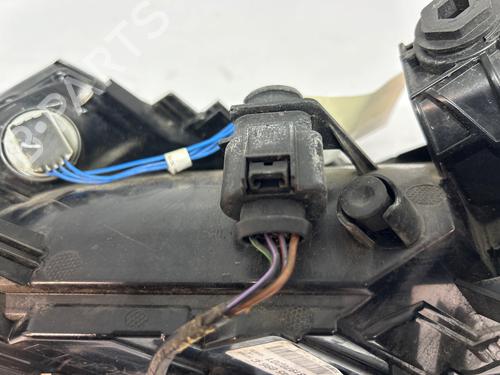 right-taillight-vw-golf-vii-5g1-bq1-be1-be2-2012-2013-2014-2015-2016-2017-2018-2019-2020-2021-34153513 main image