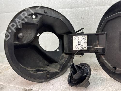 fuel-flap-renault-clio-v-b7_-2019-33700522 main image