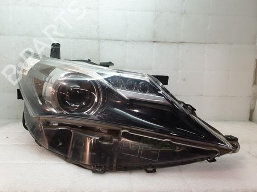 Right headlight TOYOTA AURIS Estate (_E18_) 1.8 Hybrid (ZWE186_, ZWE186R, ZWE186H) | BP30193313C29 