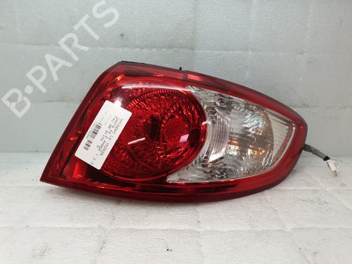 Used Right taillight HYUNDAI SANTA FÉ II (CM) 2.2 CRDi GLS (150 hp) 27626911