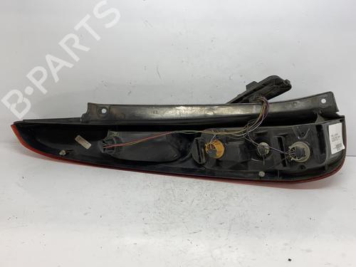 Used Right taillight FORD FIESTA V (JH_, JD_) 1.4 TDCi (68 hp) 20374052