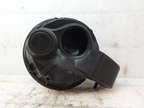 Fuel flap PEUGEOT 208 I (CA_, CC_) 1.2 VTI 82 | BP27485074C131 