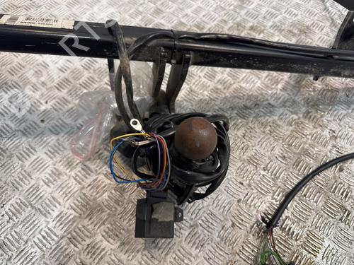 Used Tow ball/Mechanism Tow ball/Mechanism 38032278 38032278