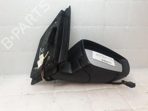 Retrovisor derecho Retrovisor derecho 32179903 32179903