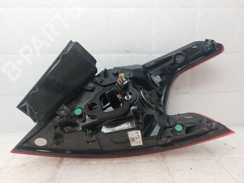 Used Left taillight Left taillight PEUGEOT 308 II (LB_, LP_, LW_, LH_, L3_) 1.6 HDi 100 (99 hp) 21527777 21527777
