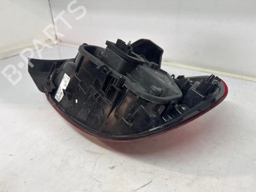 Left taillight CITROËN C3 III (SX) 1.2 THP 110 (SXHNPS, SXHNZT, SXHNZ6) | BP38042994C34 - Image 2
