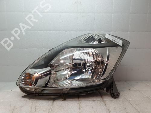 Scheinwerfer links für DAIHATSU SIRION (M3_) 1.0 (M300) (70 hp) 23210847