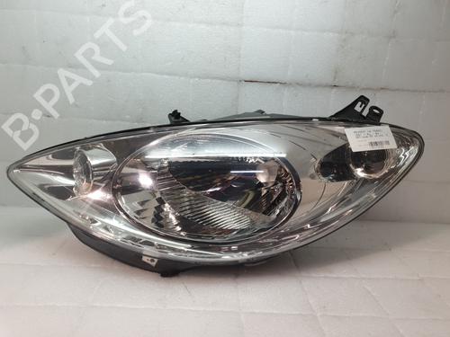 Venstre forlygte PEUGEOT 1007 (KM_) 1.4 (75 hp) 30095624