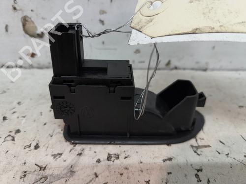 Right rear window switch VW GOLF VI (5K1) 2.0 TDI | BP20384561I28 