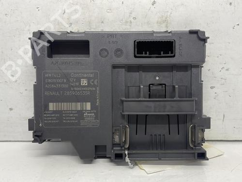 Used Card reader RENAULT CLIO IV Grandtour (KH_) 1.5 dCi 90 (KHN3, KHN4) (90 hp) 20372199