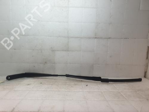 Used Front windshield wiper arm SKODA KODIAQ I (NS6, NS7, NV7) 1.5 TSI (150 hp) 30488238