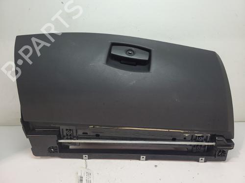 Used Glove box BMW 5 (E60) 525 d (197 hp) 20381288