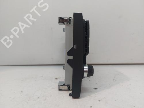 Used Display monitor Display monitor VW GOLF VII (5G1, BQ1, BE1, BE2) 2.0 GTI Clubsport (265 hp) 25268349 25268349