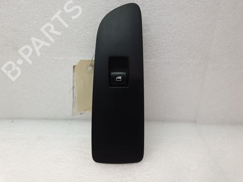 Used Right front window switch BMW 1 (E81) 120 d (177 hp) 20483869