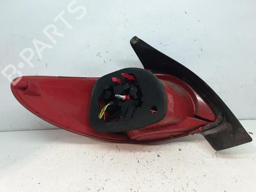 Right taillight PEUGEOT 206+ (2L_, 2M_) 1.4 i (2LKFWA, 2MKFWA) | BP20384754C35 