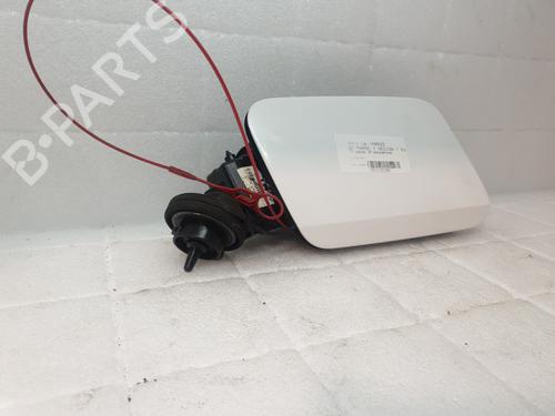 fuel-flap-audi-q2-gab-gag-2016-32179908 main image