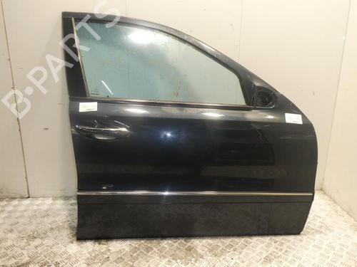 Used Right front door MERCEDES-BENZ E-CLASS (W211) E 320 CDI (211.026) (204 hp) 20377142