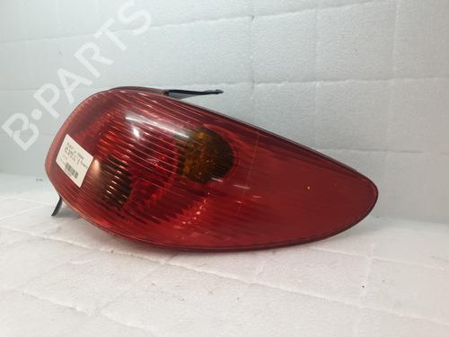 Used Right taillight Right taillight PEUGEOT 206 Hatchback (2A/C) 1.4 i (75 hp) 32179924 32179924