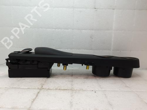 switch-lexus-is-iii-_e3_-2013-26580696 main image