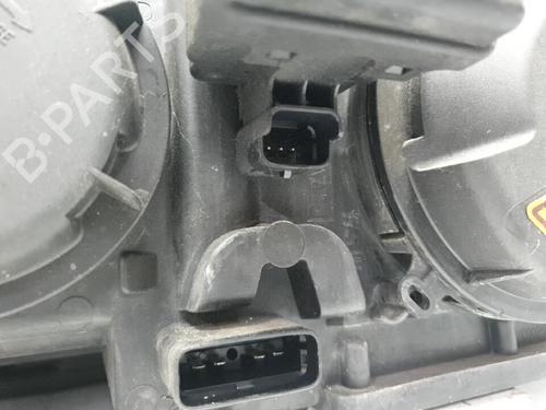 Used Right headlight RENAULT LAGUNA II Grandtour (KG0/1_) 2.2 dCi (KG0F) (150 hp) 20382384
