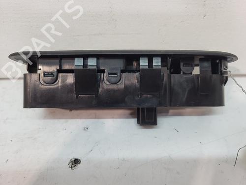 Used Right front window switch Right front window switch CITROËN C3 II (SC_) 1.6 HDi (92 hp) 20374327 20374327