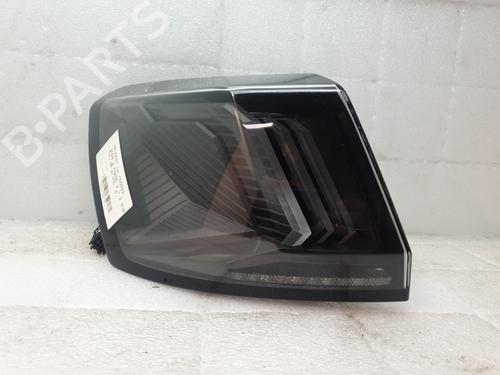 Used Left taillight PEUGEOT 3008 II SUV (MC_, MR_, MJ_, M4_) 1.2 THP/ PureTech 130 (MRHNSM, MRHNSU, MRHNSJ, MRHNYW,... (131 hp) 28072291