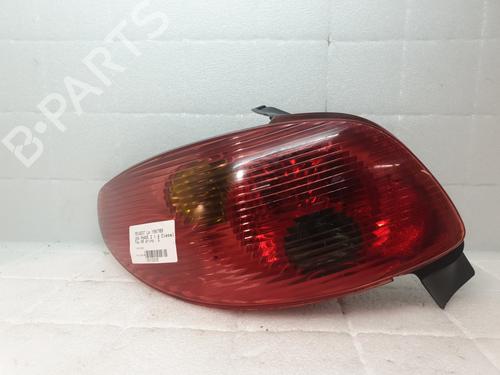 Farolim esquerdo PEUGEOT 206 Hatchback (2A/C) 1.4 HDi eco 70 (68 hp) 32179892