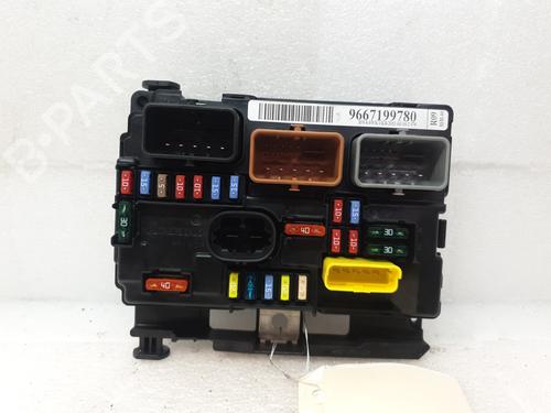 Used Fuse box CITROËN C3 Picasso (SH_) 1.6 HDI 90 (92 hp) 27539842