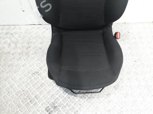 Right front seat PEUGEOT 208 I (CA_, CC_) 1.5 BlueHDI 100 | BP20376520C16 