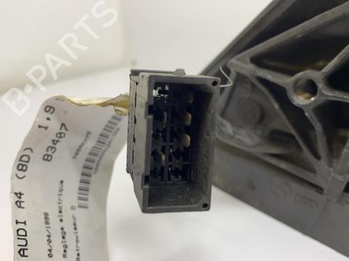Used Right mirror Right mirror 25268244 25268244