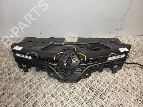 Used Grille RENAULT CLIO IV (BH_) 1.5 dCi 90 (90 hp) 22299953